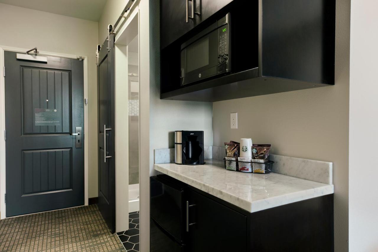 Oxford Suites פאסו רובלס מראה חיצוני תמונה