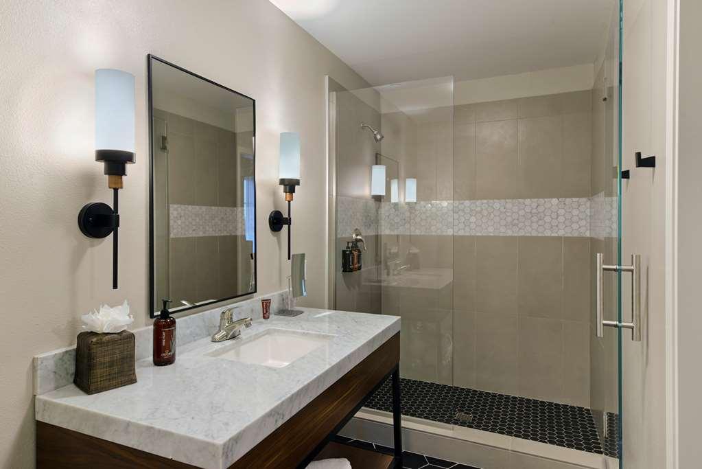 Oxford Suites פאסו רובלס חדר תמונה