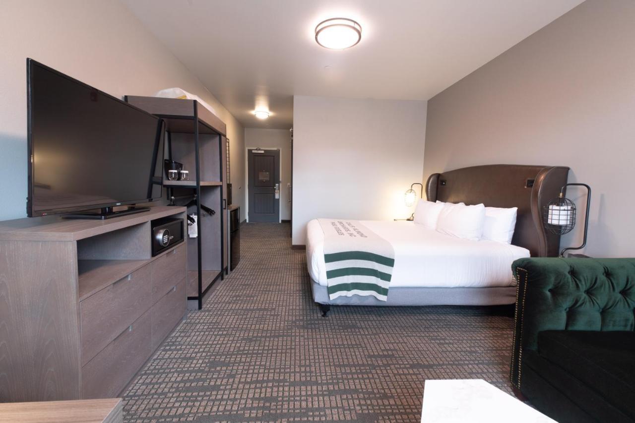Oxford Suites פאסו רובלס מראה חיצוני תמונה